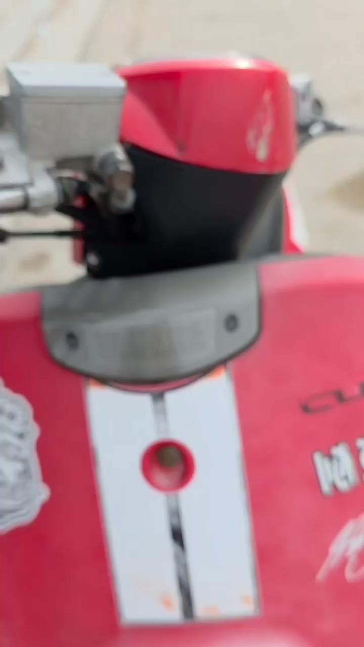 سلام عليكم شباب دراجه بوليس كابريته صاله شهرين من طالعه من رمبه  حاويه شرط النضافه بعده علئ ترابها سلف بلادي مالته  بوشتها 49 البلادي شرط كفاله  سعر 900 او بيه مجال حك الجيه  مكاني كربلاء الحسينينه
*********** مامتواجد خاص
