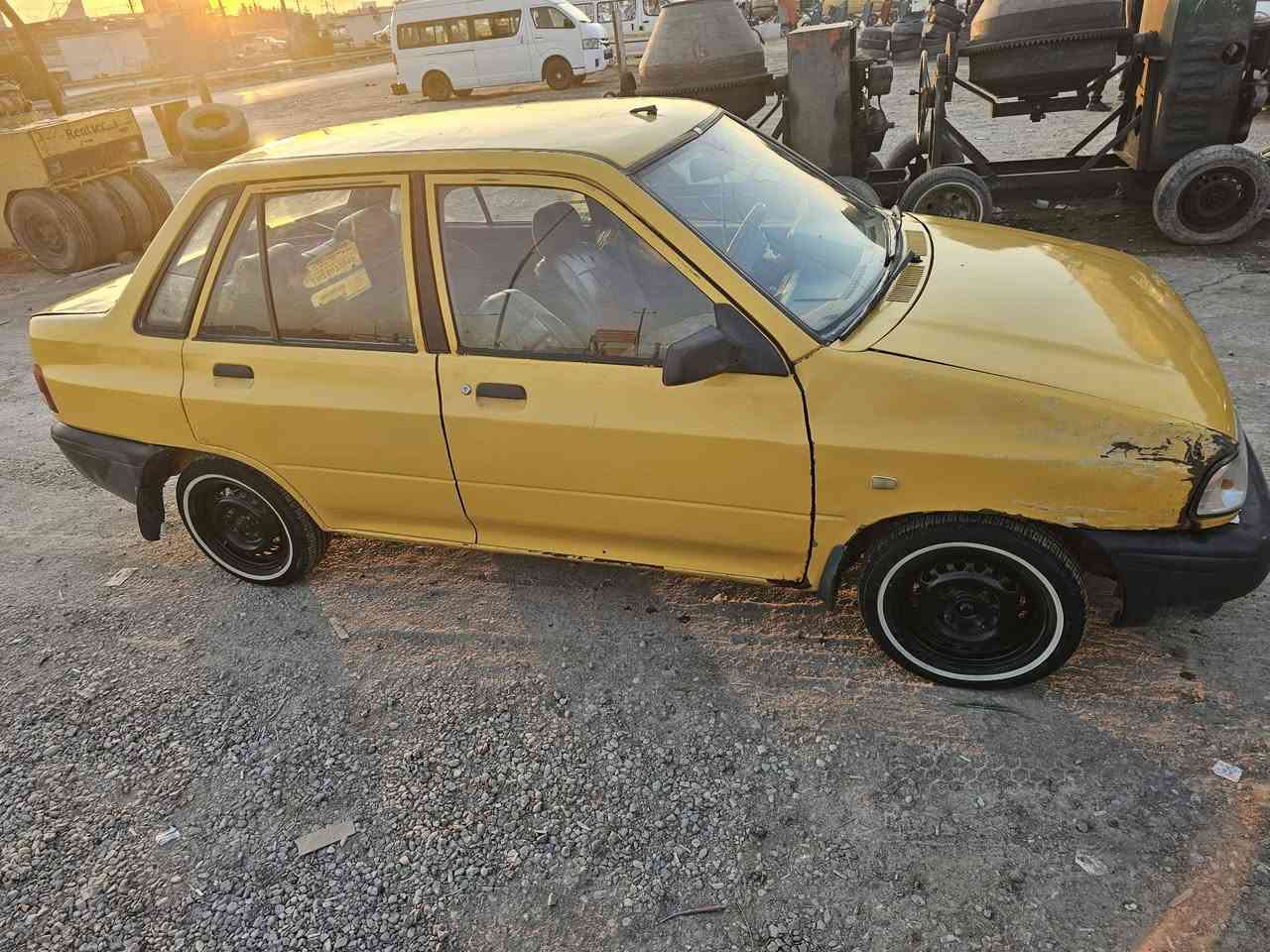 يا الله
السلام عليكم ورحمه الله 
سايبه 11  شاد ضفيره جديده تجفيت جديد تخم تاير جديد
حداديه جديده  هذين ما صارلهن سبوعين.

بيها بس الثالث يشكل والسكن طافي طبگ

راعيها موجود رقمها كوت شوكت ميعجبك تحول
مطلوبه 600الف هيئة وغرامات سنويه ساقطه 2016 محد يطلب عليها 

اريدها ب15 وبيها مجال 

مكاني بسمايه متواجد واتساب 
***********
