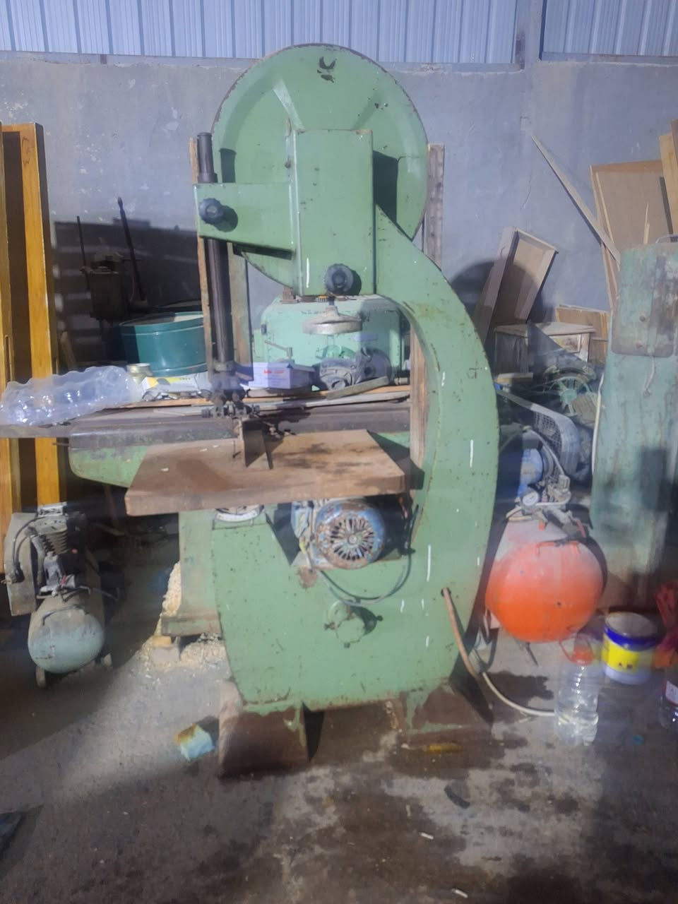 لولب ايطالي حجم 600 ماركه سيبا جاهز  السعر  ٩٥٠الف ***********
