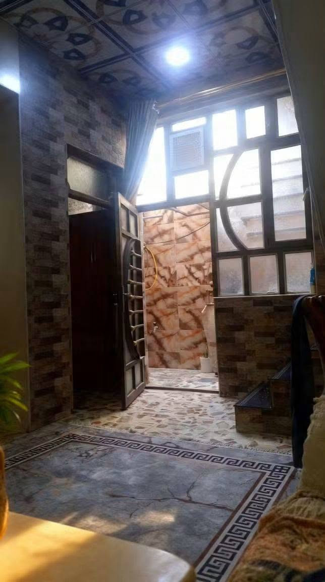 دار للبيع طابو زراعي  100م موقع و بناء درجه ممتازه. يحتوي على غرفه وصاله واستقبال ومطبخ وثلاث صحيات اضافه‏  غرفه في طابق ثاني الموقع ميسان خالف شارع ستين *********** @

