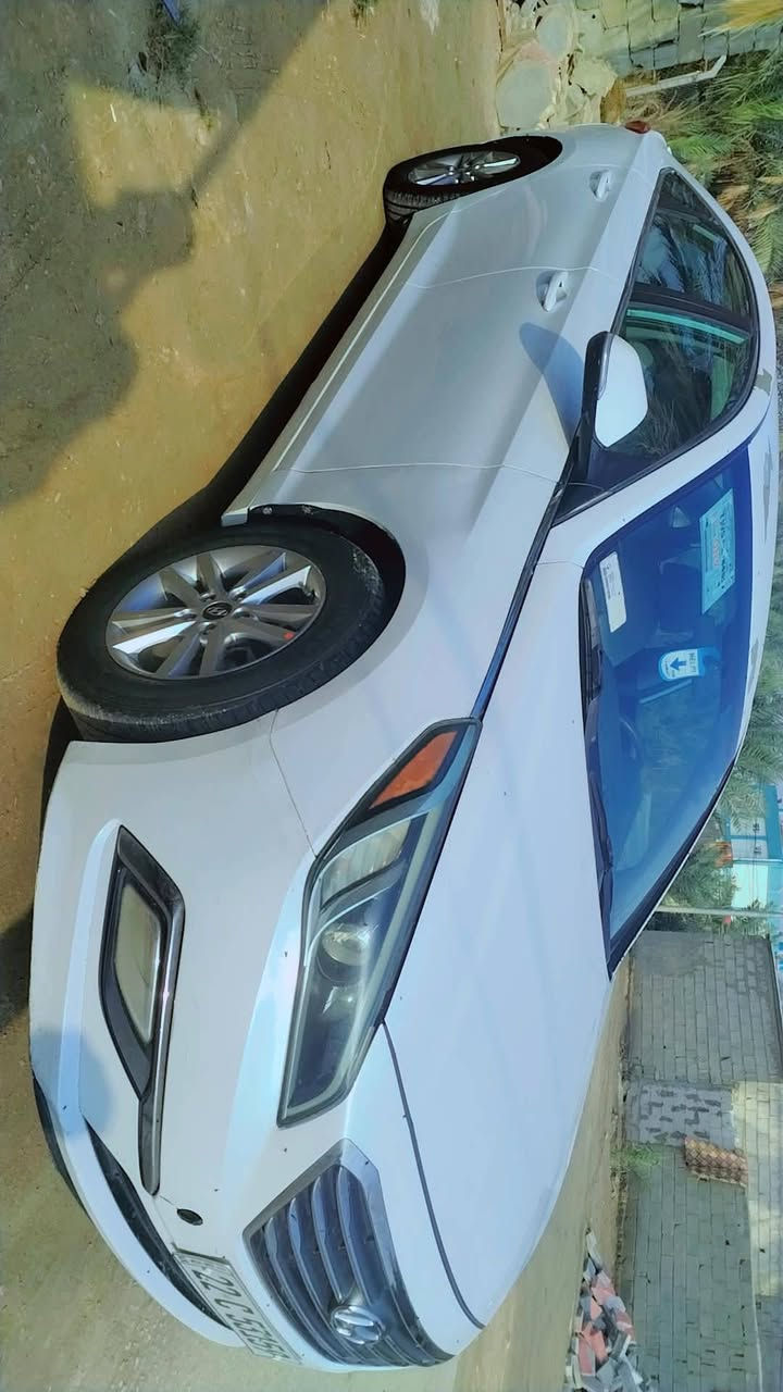 سوناته 2017 گير مكينه خير من الله تبريد تدفئه تخم تاير سياره جديده وارد أمريكي الاستفسار أكثر اتصل
***********    السعر 120 بيهه مجال
