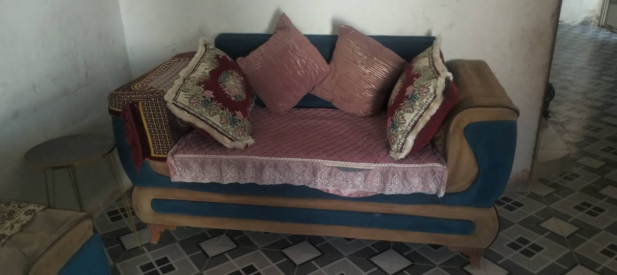 10مقاعد قيم واخذ
الحسينية


**إذا كنت صاحب هذا الإعلان وتريد حذفه لأي سبب، رجاءا أرسل رسالة إلى الدعم الفني**