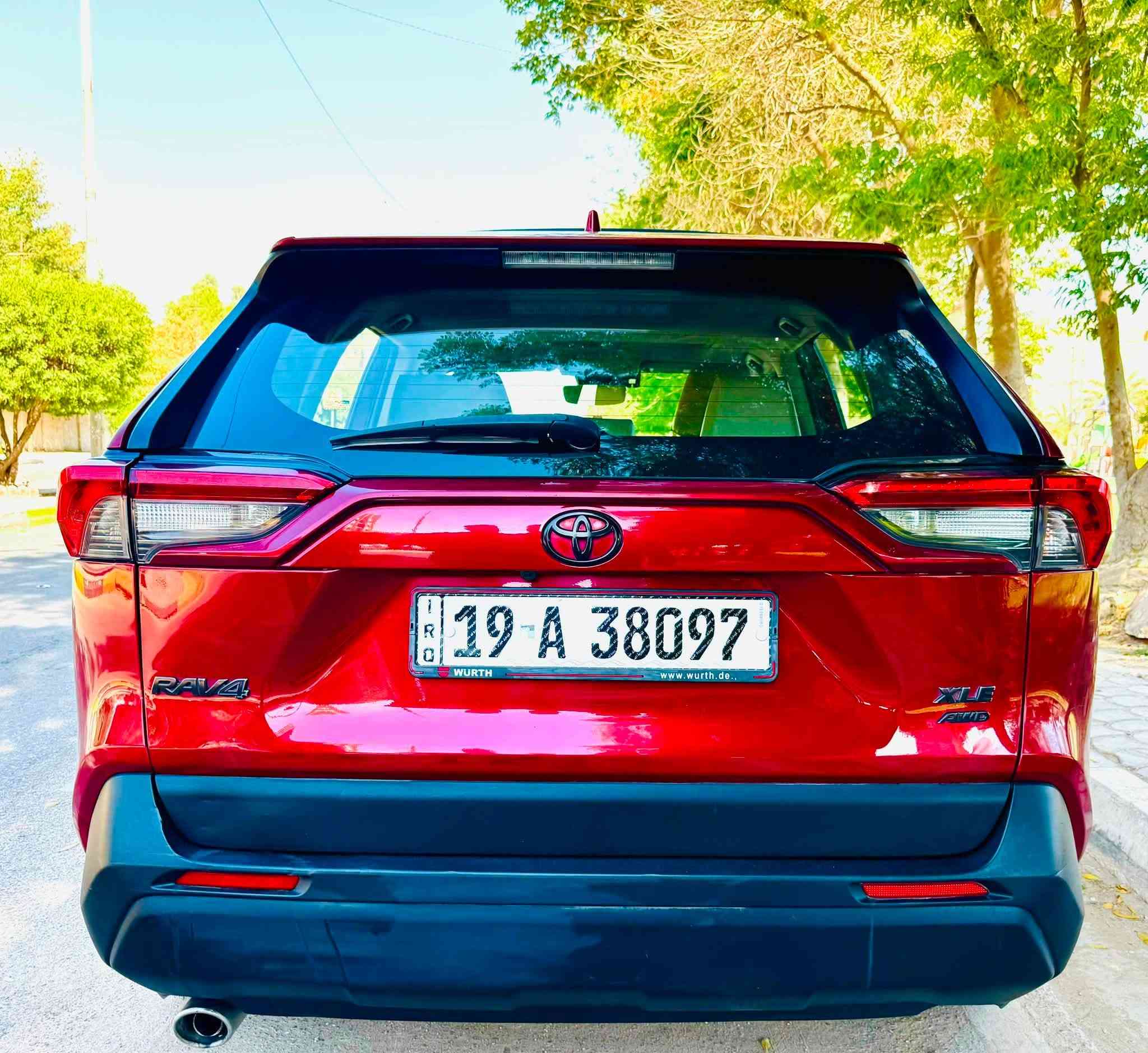 رافور موديل 2019 RAV.4 XLE
فئة XLE
رقم كربلاء سنوية و هزة جديده
المكينة 2500 تنفس طبيعي بانزين
 المسافة المقطوعه 93 الف ميل 
رادار امامي و جانبي / نقطة عمياء / فتحة سقف / تبريد قطعتين / بصمة 
الحادث امريكا فقط اربع ابواب 
السعر المطلوب 183 ورقة و بيها مجال
مكان كربلاء 
للاستفسار الاتصال ***********
