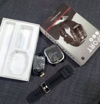 ساعه سمارت • مدرعة • نظيفة