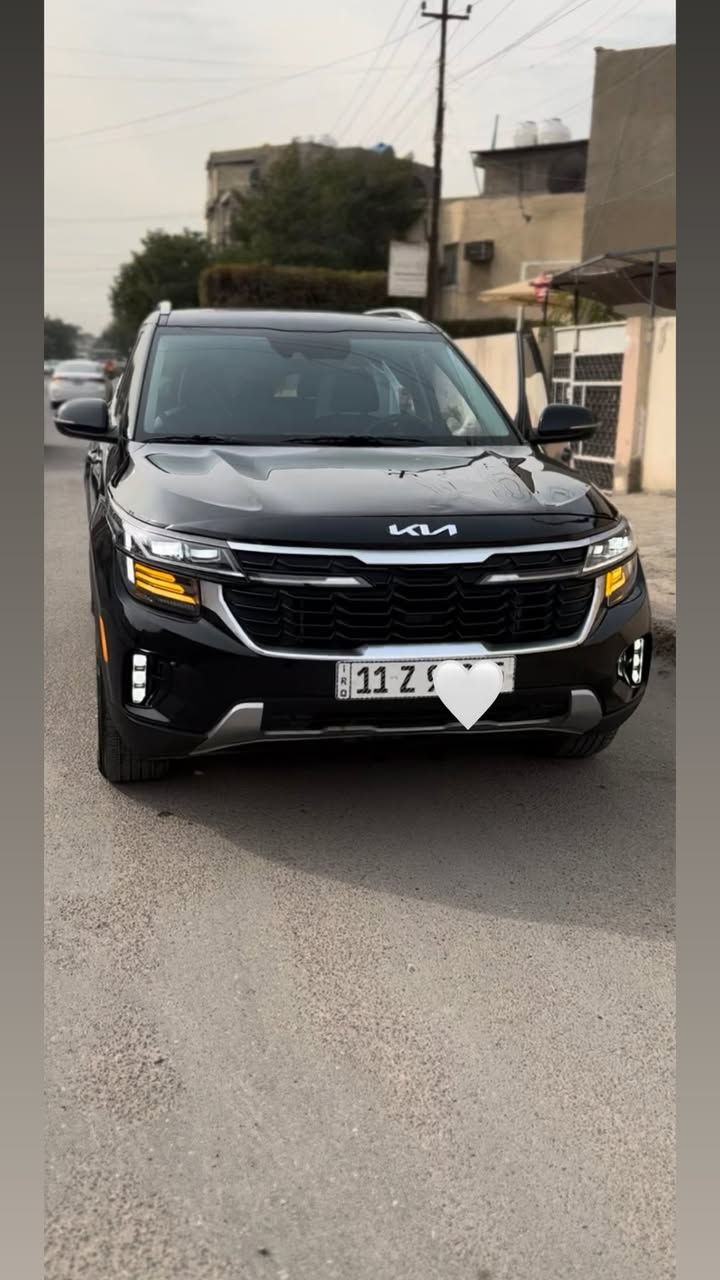 لسيارة / كيا سيلتوس
موديل 2024
وارد كندي 🇨🇦 
السيارة ماشيه 20 
محرك 2000 دوش 
ارباك فقط ستيرن 
تبريد قطعتين
السياره فول واحد على واحد 
فتحه ، بصمه ، جلد ،تشغيل عن بعد المقاعد جلد تدفئه وتبريد ، صندوق ومقاعد كهرباء بالكامل ،شحن لاسلكي 
حادثها موضح بالصور تبديل دعاميه الأماميه وباب السايق جاملغ الخلفي بيه بارد على گد شبر والسياره مابيها لا شواصي ولا لغد
مكان السياره بغداد
السعر 175 $
الرقم ***********
