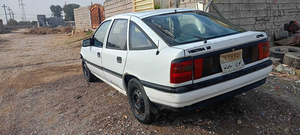 السلام عليكم اوبل فكترة ٩٢ محرك ١٨ رقم سليمانيه سنويه صاقطه ٢٠٢١ گير ومحرك وصدر شرك   احبهه الشرعي من كركوك سعر ٣٤ وبيهه مجال المكان قضاء الحويجه الاتصال ***********
