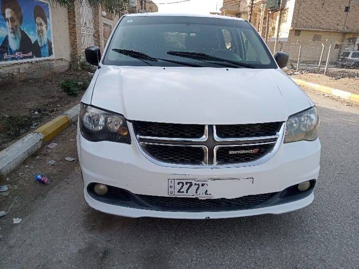 دوج كرفان موديل 2016 بيها صبغ البنيد و المدكر الامامي اليمين نفس القطع ماشيه ١٦٠ كيلو مكفول كير و مكينه السعر ١٥٥ بيها مجال العنوان ناصرية تلفون ***********
