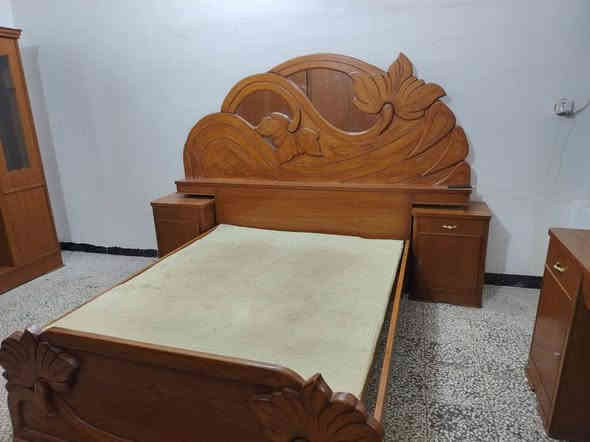 سرير نظافه اخو جديد وتسكام صاج ومندر سفنج جديدصارله ٣ ايام مندر اثنينهن ب٢٢٥ عنوان خان نص
***********
