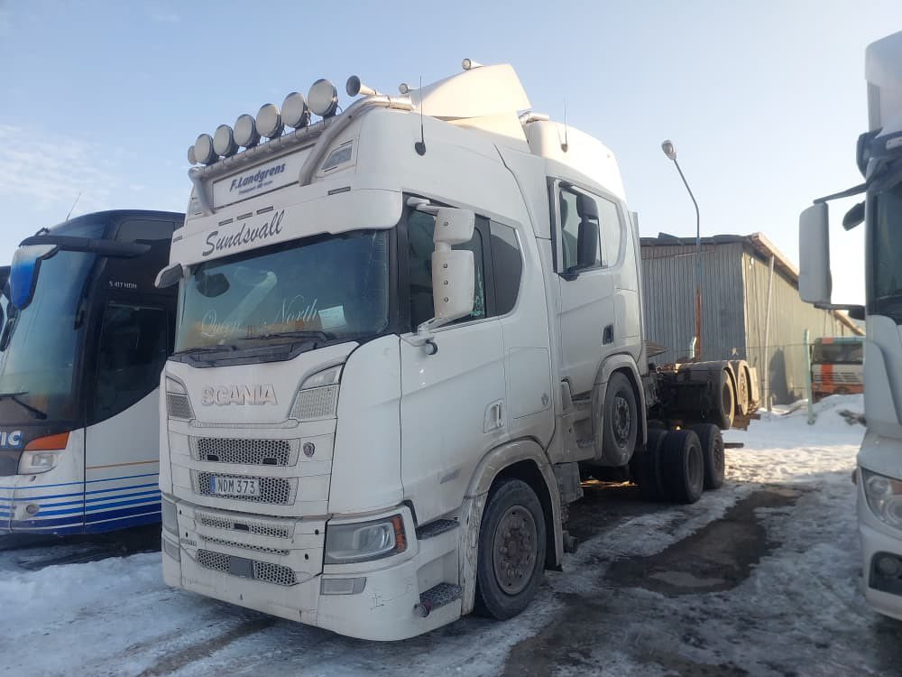 يالله السلام عليكم البيع 

سكانيا شاصي موديل 2018 مكينه 520 

سوبر عادي فول مواصفات. مسجله دبل تاير 
لاستفسار  ***********
