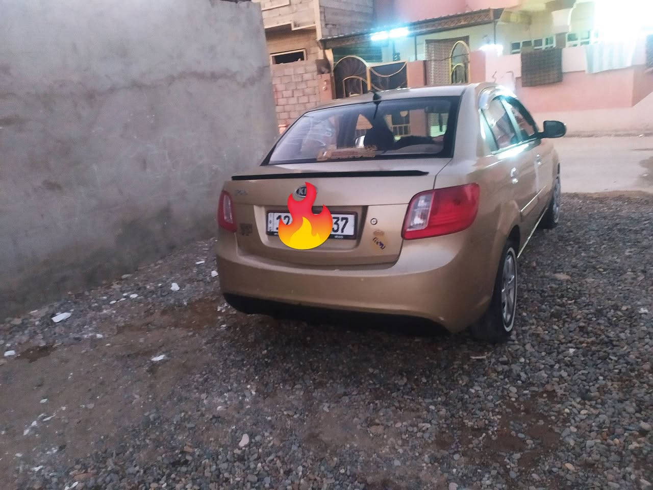 كيا ريو للبيع 2012 رقم نينوى مصبوغه عام بدون ضرر محرك16
***********
