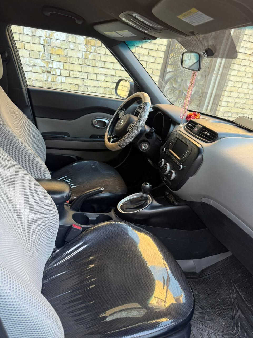 كيا صول موديل ١٨ رقم دولي تحويل مباشر محرك كير صدر مكفول وراد امريكي ١٦٠٠ محرك حادث قبق صندوك سياره جاهزه ونظيفه مال جناي سعر ١١٠ وبيه مجال


**إذا كنت صاحب هذا الإعلان وتريد حذفه لأي سبب، رجاءا أرسل رسالة إلى الدعم الفني**