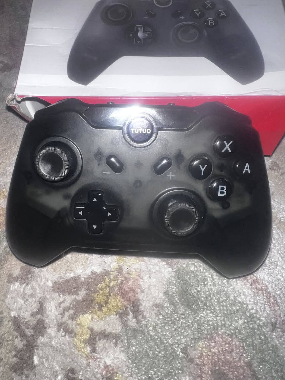 السلام عليكم
من رخصة الادمن
طلعت عندي يدة مال تنيندو 
الي يحتاجها يتواصل وياي على الواتساب
(***********)
المكان بغداد ، يوجد توصيل 
مع التقدير 🌸
