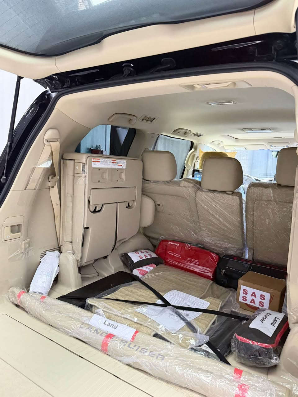 ‎‏Land cruiser GXR  2019- V6   83,000km🪬

‎‏Grand turing

‎لاندكروزر 2019  GXR

‎‏‎ملاحظە : الاخوان رجائن بس بیع نقد بدون مراوس📌

‎أخت زيرو بل كارتون 📦📦

‎‏‎لاندکروزر 2019  ساز باب أول

‎‏‎💎محرک 6 سلندر 

‎‏‎⌛️ماشي 83,000 ألف

‎‏‎💎 بسمطين  +سماعة بيلادي +فرشات بيلادي مجوود 

‎‏‎ مكفولة كفالة عامة من الدعامية إلى الدعامية

‎‏‎  بدون صبخ .بدون بارد  ،بدون رصعات ،بدون حتى شخط

‎‏‎دعاميات هم بدون صبغ ،رمل مابي ،لحية بدون صبخ ..بقية كلها بشرط

‎‏‎🧧 فول مواصفات

‎‏‎شاشة كبير لمس 5كاميرا حاسة رادارات

‎‏‎كاميرات 3 شاشات سيلاد فتحة سقف 

‎‏‎كشن جلد كشن كاراباي شحن موبایل  8 اريباك تبريد مركزية

‎‏‎بصمة تشغيل عن بعد باب جاك سلاجة ليد زينون 

‎‏‎تحكمات ستيرن دبل فوليوم فورويل هوك

‎‏‎سيارة بها 2 بصمة من شركة جديد جدأ 

‎‏‎سيـارة عل نظافتها احسبها صفر زيرو

‎🪭 تخم تاير دنلوب الاصلي

‎‏‎ 🪬محرك كير بشرط مامفتوح

‎‏‎سيارة حيل نظيفة كلشي عل بلاد لوك

‎‏‎سنوية زنكة كلشي جديد مدفوع 2030

‎‏‎باسمي السنوية بشرط تحويل و خرامة 

‎‏‎سيارة مابيـها دينار مصرف كامل من كل نواحي

‎نفسي يوم /تحويل و وكالة حاظر

‎‏‎📍مكانك /داخل سليماني

‎‏‎💵 سعر $498 

‎‏‎📲موبايل/ *********** السليمانية, العراق
