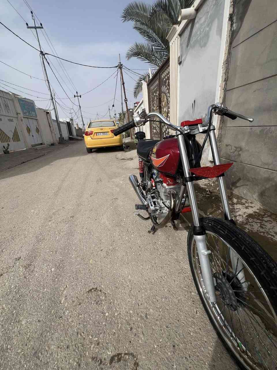 سلام عليكم
دراجه تعمير. 
شاصيه 2014 اوراق كاملات 
وتعميره25نضيفه كلش  تيربو شلعه معدل فصله فول 
دراجه نضيفه مال جناي 
سعره خاص مو شراي لايراسل 

مكاني دوانيه حي الجامعه 📤
رقم ‏***********
خاص مفتوح
