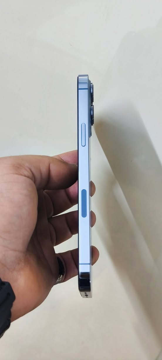 آيفون 13 برو ماكس
ذاكره ٢٥٦ - بطاريه ٨٣٪ 
مستبدل شاشه اصليه فقط 
مكفول من أي خلل أو عطل 
سعره ( ٥٥٠ ) الف سعر نهائي 
ـــــــــــــــــــــــــــــــــــــــــــــــ
عنواني بغداد مدينة الصدر 
***********
