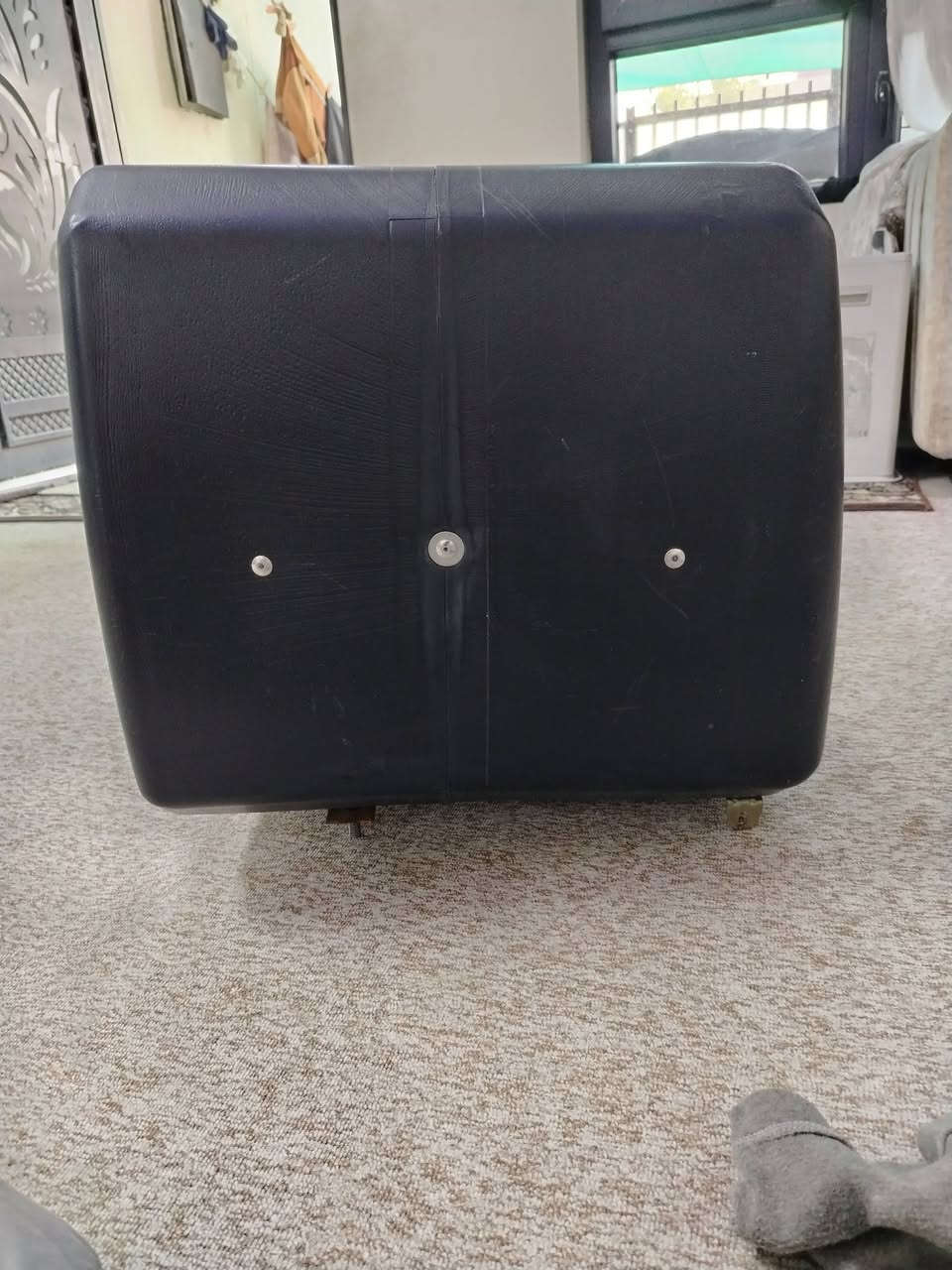 صندوك دلفري للبيع بعده جديد وحجمه جبير سعره 30 فقط بي كسر اصغير  اموضح بل صوره
***********
