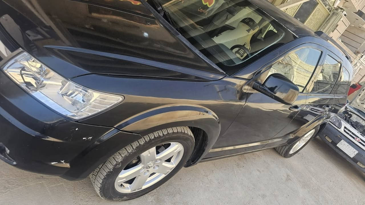 السلام عليكم
جورني موديل ١١ متومه ١٣ ادوات بدون كص داخله حاويه

ارقام وسنويه بغداد 

سياره جديده وجاهزه مكينه كير

تبريد ثلج

حداديه ٧٠ ٪؜ 

تخم تاير غرفه جلد جديده

العنوان ميسان

سعر ٥٧ بيها مجال

***********
