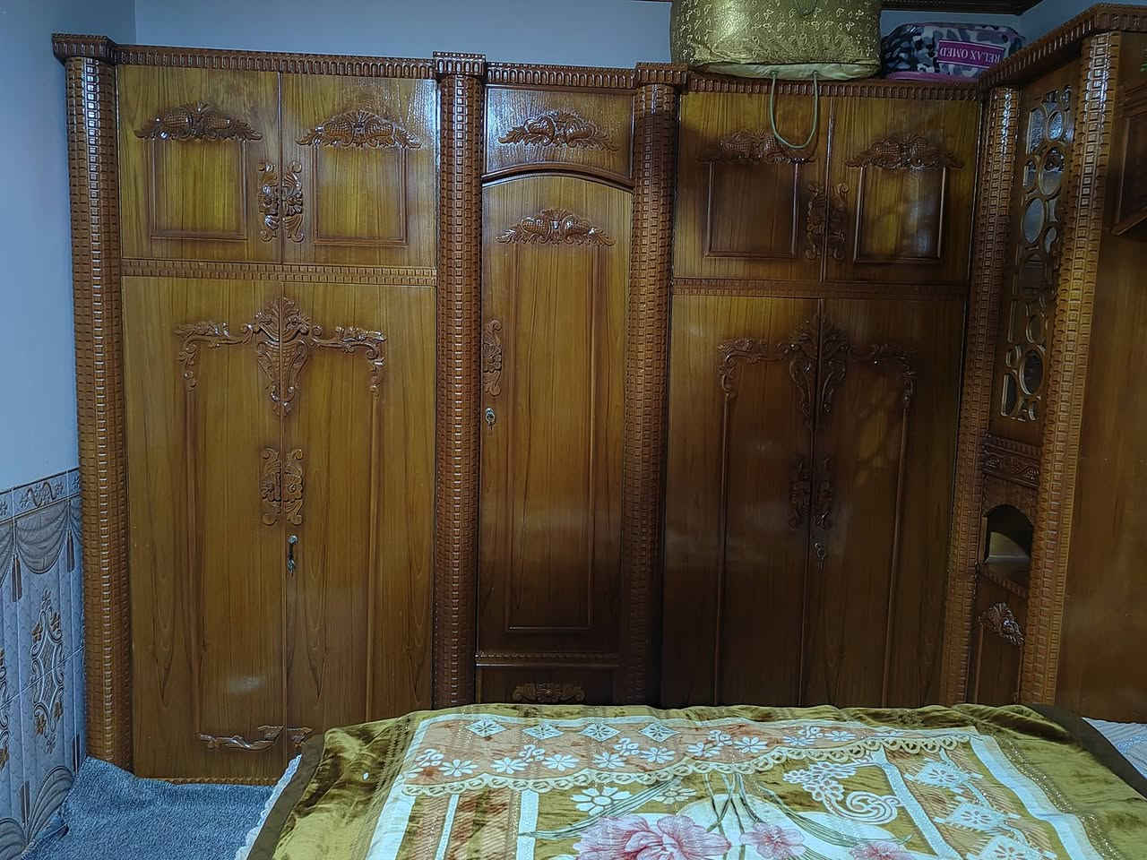 غرفة نوم مستعمل شغل ثقيل جدا حيل نظيفة سعرها مليون و٥٠ للاتصال ***********
