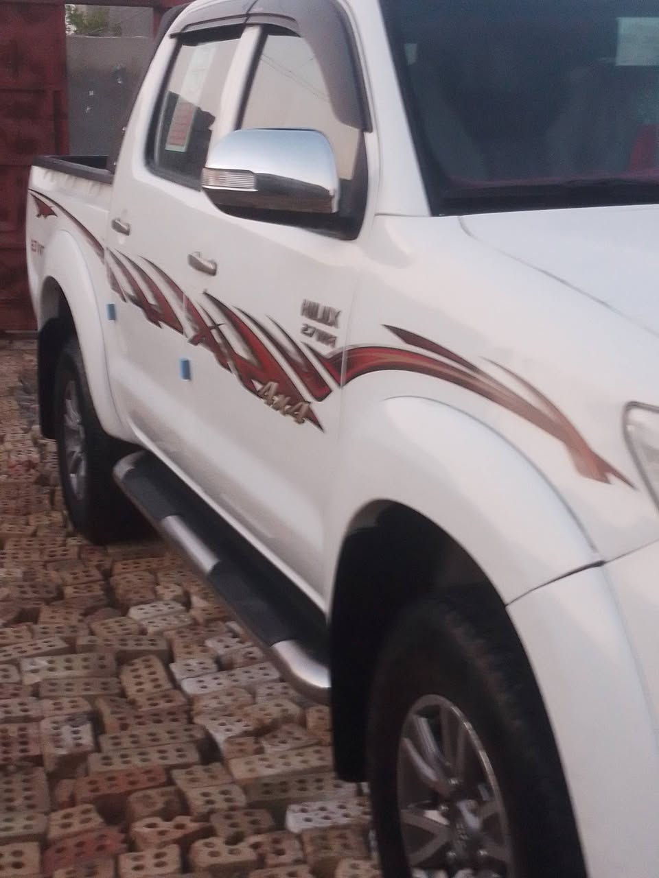 سلام عليكم بيكم فورويل 2014سيارة  السونار موضح بلصوره سياره اربيل سنويه وهزه جديده الحد 2030المكان بغداد ستفسار على الرقم السعر 240وبيه مجال*********** مراوس درهم جارجر لو اوباما حسب القناعه
