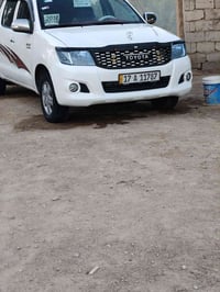 هايلكس • عليها حجز • باسمي