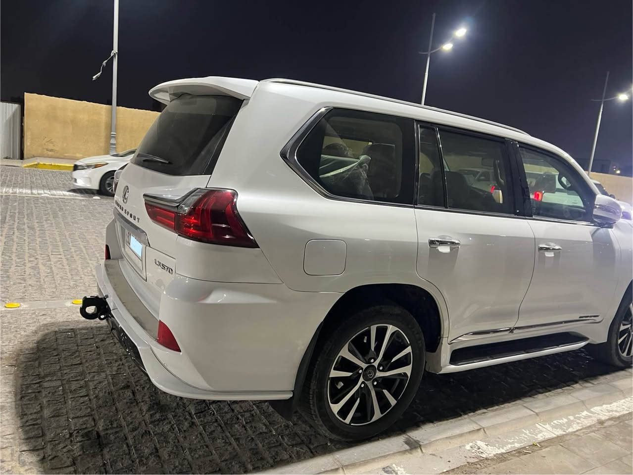 لكزس للبيع 2017 سياره جديده بيع مستعجل
رقم بغداد
السعر 7 دفاتر وبيها مجال
للاتصال
*********** الزبير, البصرة
