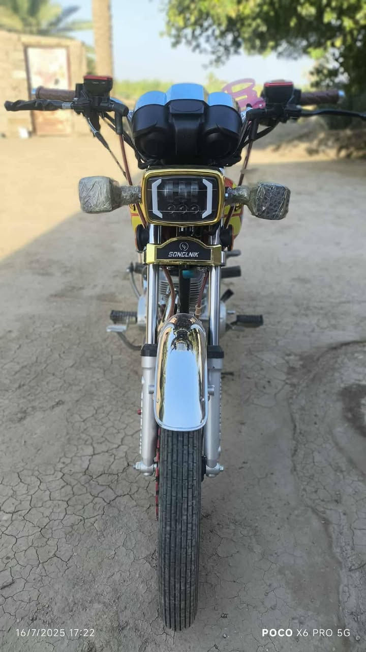 سلام عليكم دراجه تايكر للبيع موديل 2025 نضيفه كلش ماعوزهه شي مكاني بابل الحمزه الغربي السعر 675 وبيه مجال


**إذا كنت صاحب هذا الإعلان وتريد حذفه لأي سبب، رجاءا أرسل رسالة إلى الدعم الفني**