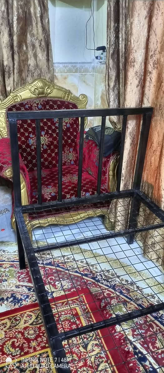 جرباية حديد نفر واحد 190×90
السعر 60


**إذا كنت صاحب هذا الإعلان وتريد حذفه لأي سبب، رجاءا أرسل رسالة إلى الدعم الفني**