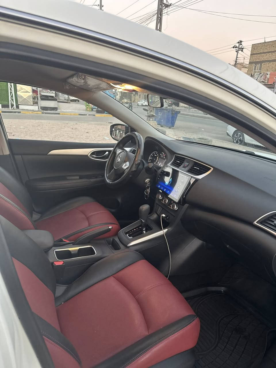 السلام عليكم نيسان سنترا مديل2025تجميع صيني سياره زيرو ماشيه الفين محرك 1600سعر 137داخل احمر مكاني البصره الآمن الداخلي الاستفسار ***********
