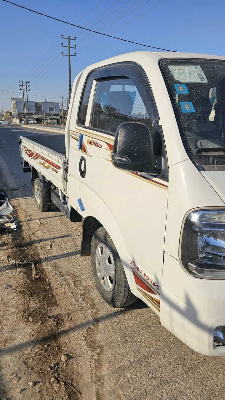 السلام عليكم كيا حمل موديل2020سيارة مكفولة من الصبغ بدون غير متواجد على الفيس السعر /125/ ***********
