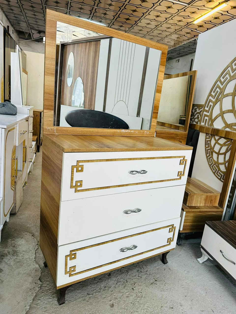 ٣٥٠ واصل شد ونقل


**إذا كنت صاحب هذا الإعلان وتريد حذفه لأي سبب، رجاءا أرسل رسالة إلى الدعم الفني**