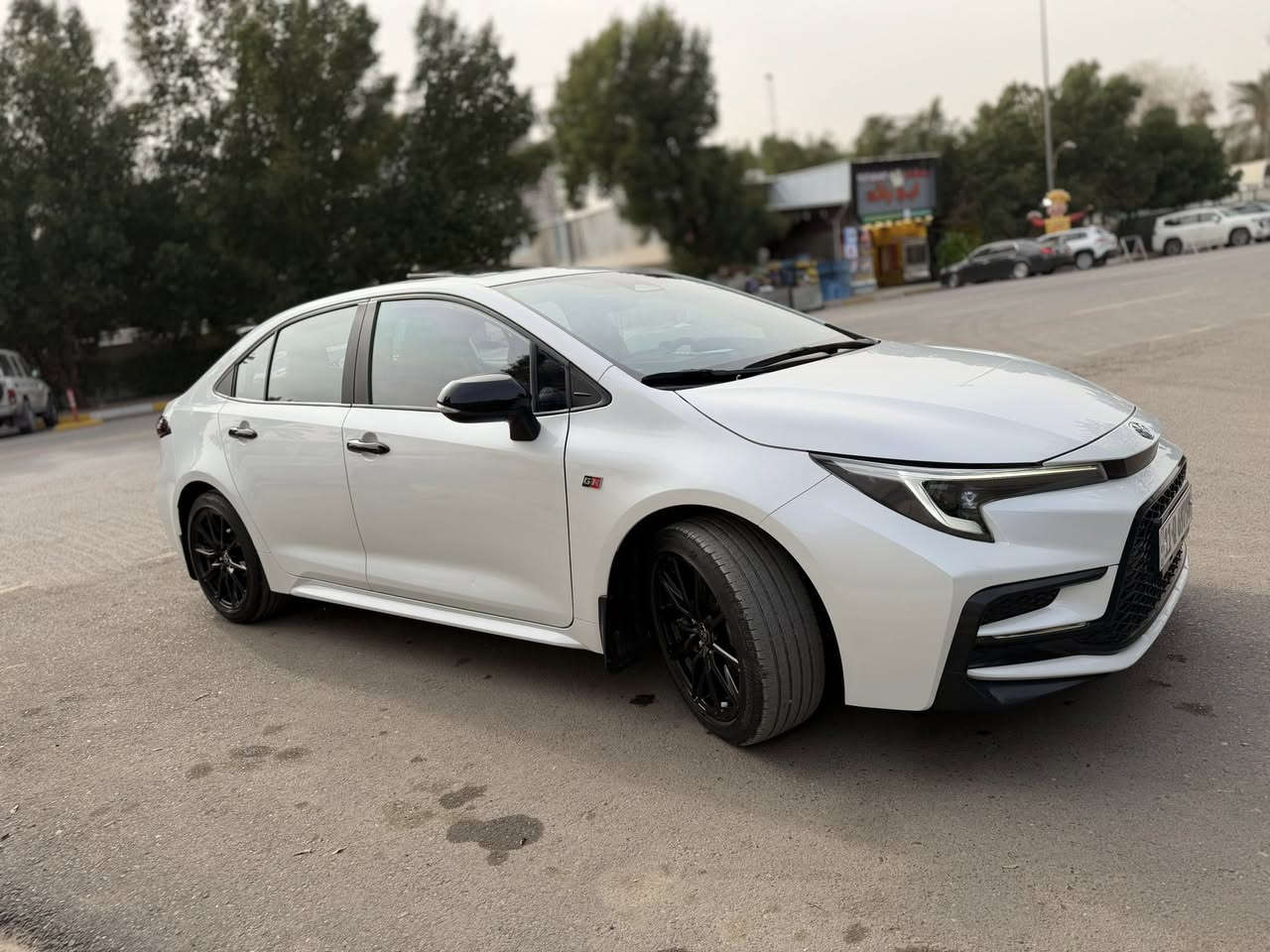 السلام عليكم
للبيع كورلا

موديل 25 

السياره S فول مواصفات معروفه 

مكفوله كفاله عامه 

ماشيه 18 الف حقيقي 

مكان السيارة بغداد الشعب 

السعر 160 

للاستفسار ***********
