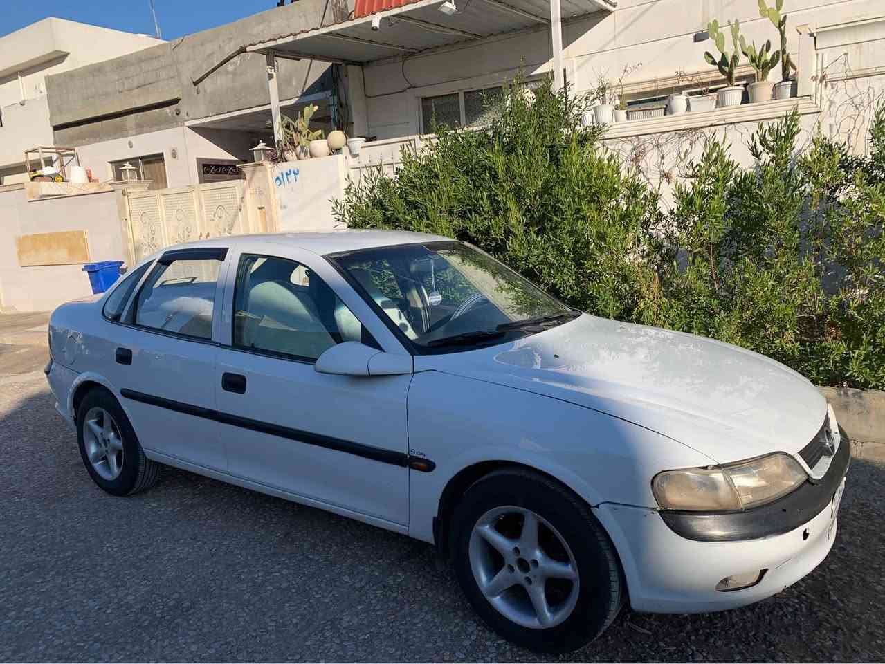 ﷽

ئۆپڵ ڤیکترا مۆدیل ١٩٩٧
سەیارەکە  تۆماتیکەو مەکینە گەورەی مەرغوب
بیلاد تۆماتیکە  ماڵی دۆستە 
بەحازری سحری ٤٠وەرەقەیە 
بەقستیش محامەلەی کەیە 
شوێن بنسڵاوە 
📞***********📞 أربيل, العراق
