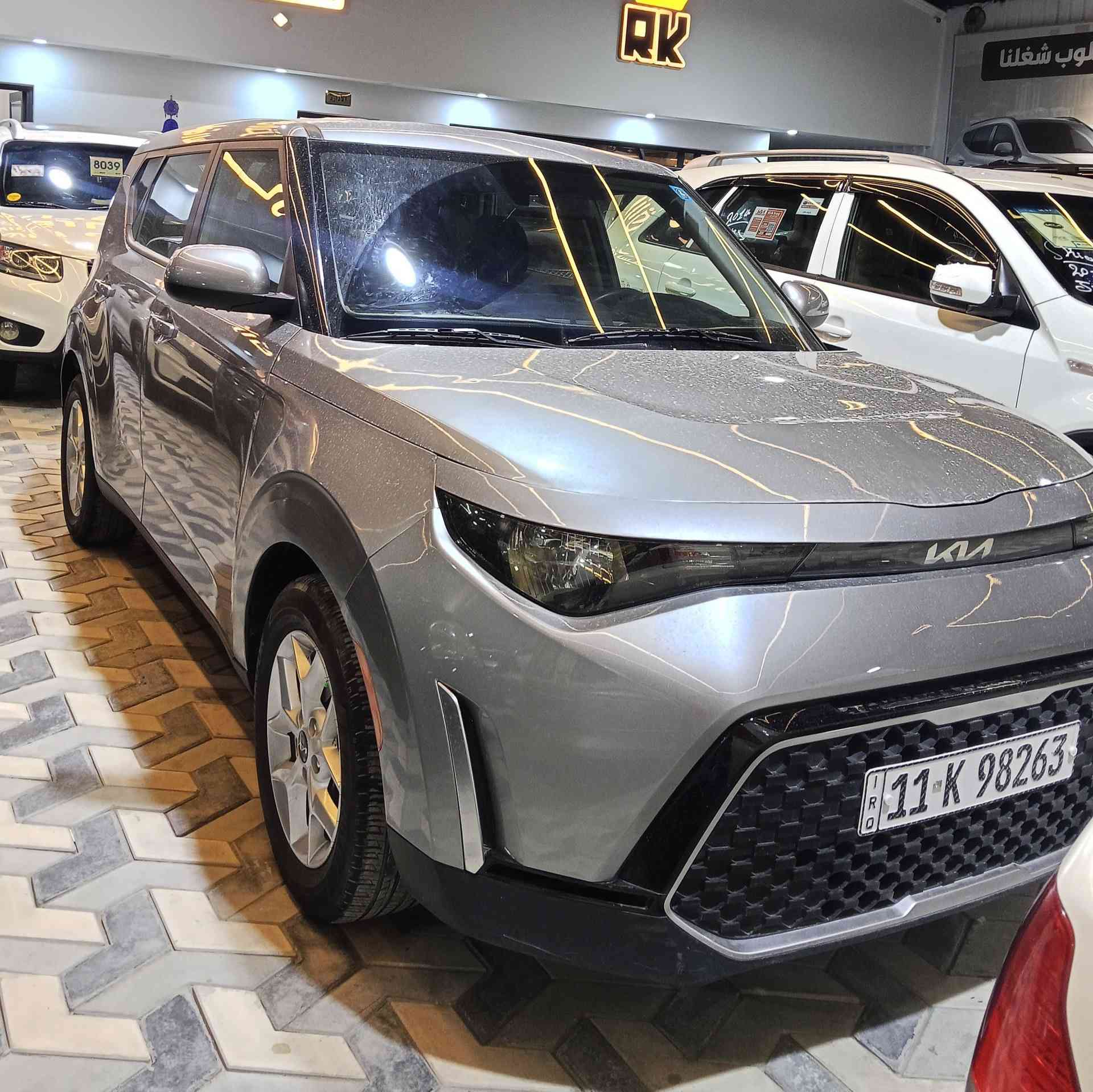 اللهم صل على محمد وآل محمد 
كيا صول 2023 LXS
ماشيه 24 mi
حادث تبديل قطعتين بدون شواصي موجوده الصور اسفل المنشور تصليح درجه اولى
خير من الله السياره 
***********
مكان السيارة بغداد 
مرقم بغداد كامل مداور ثاني يوم 
السعر بلاش 132$ 🔥
