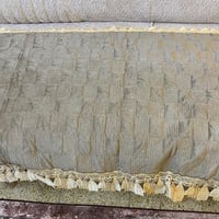 فرشات تخم • ١٠ مقاعد • استعمال قليل