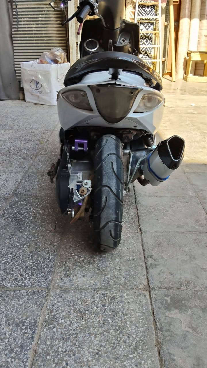 سلام عليكم
دراجه ماكس مضلع كابريتر .
1.بوشه 49.
2.مزود عقلين .
3.فصلات+طلقات.
4.تايرات جلاتين جدد.
5.سستم ثنائي .
6.صالنصه توبو فتحه كاربون.
7.سبايدر رياضي كاربون.
8.اضائه ارضيه .
9.شيال توبو رياضي .
10.دبل قزم .
11.تطواله دبل قطعتين.
12.عدسه زنون +سكن لد.
13.اشارات مضلله .
14.كيج قياس شحن الفولت .
15.مري شبح قلاب.
16.قاعدة رقم ضوئي خلفيه.
دراجه حلوه بمعنى الكلِمه للبيع ب﴿650﴾الف وبيه مجال او مراوس حسب القناعه عنوان بغداد للاستفسار *********** متواجد واتس.....تحياتي الجميع🫰🌹
