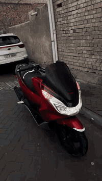 السلام عليكم دراجه Pcx  للبيع مكينه 125
مكينه برغي مامفتوح بيها بعدها جديده

وكفاله الكفر بلادي وكفاله من السرقه 

لون مميز

ستاند كهربائي

حساس اطفاء A

تجي وشوفها بعينك

السعر 16 وبيها مجال 

رقم الهاتف ***********
