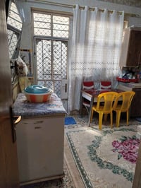بيت للبيع ١٠٠متر واجهه ١٠ نزال ١٠مربع  سند ٢٥ ٤غرف  غرفه طابق أرضي هول...