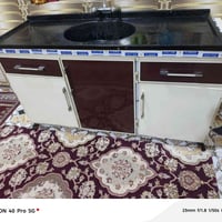 للبيع كاونتر مستخدم شي قليل بعده جديد السعر 400 وبي مجال 07830016785