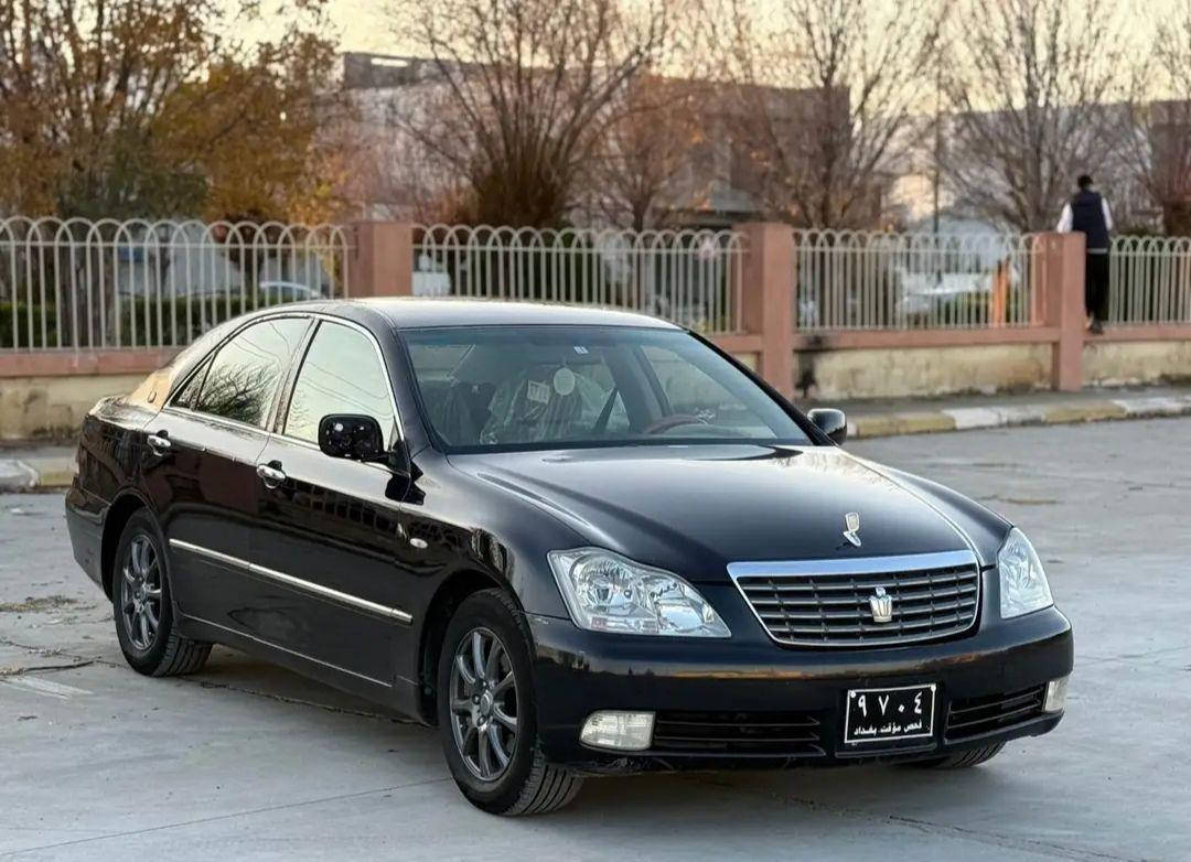 شاهینە 2007 مووس گێر گەورە ی مەکینە بچوک یەک پارچەی ئەورووپایە سەلاجەو پەردەیە چوارتایە ی تازەی لە ژێرە کامل مەسروف کراوە جامی هه ڵگیراوە برێکی بۆ بەستراوە و شاشەو کامیرە یە 48 گەڵا 
تکایە موشتەری نیت تێل مەکە پارەی بڕاوەم داناوە
*********** = *********** حلبجة, السليمانية
