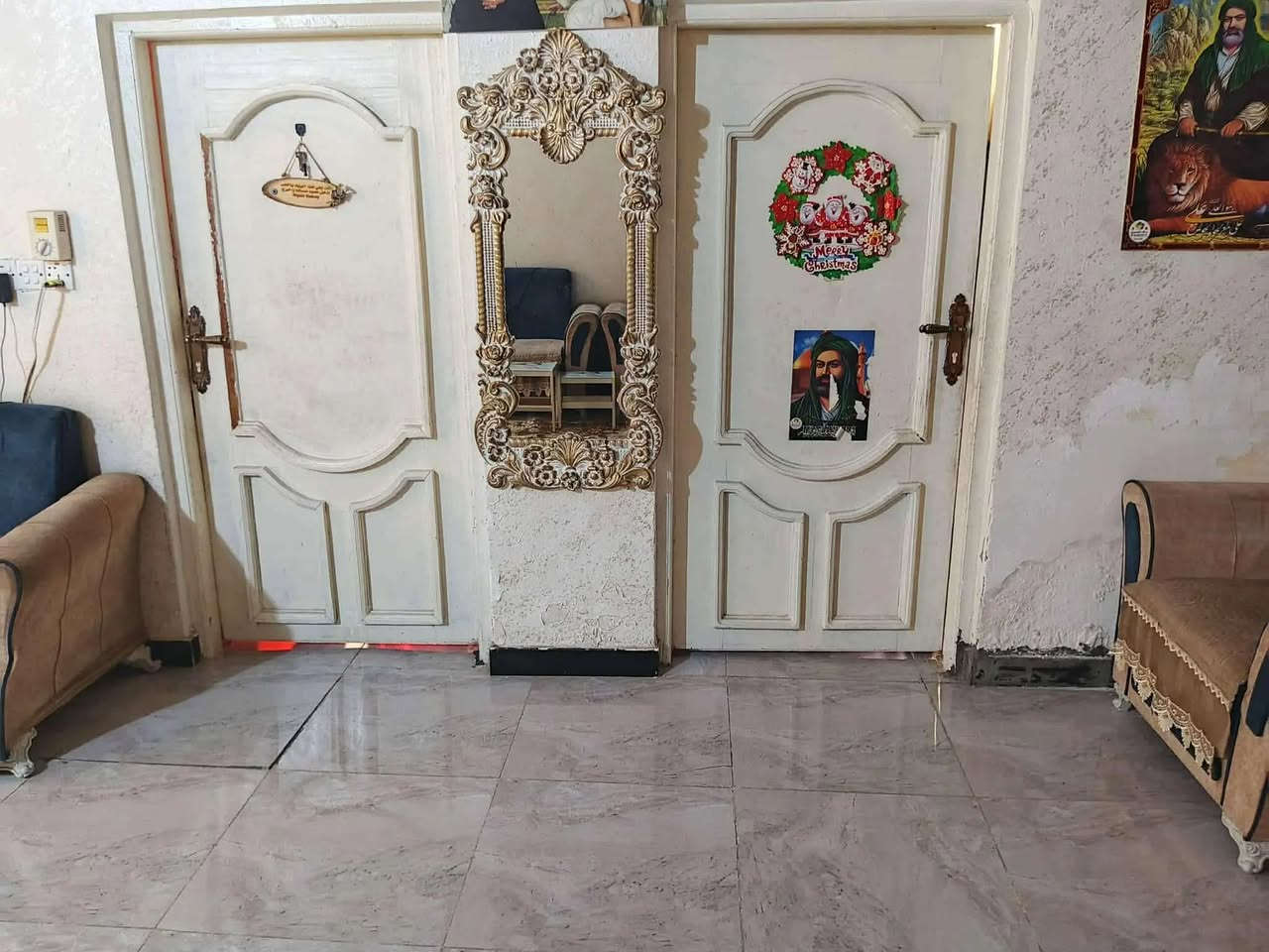 بيت زراعي المساحة 380 متر للبيع 
البناء بلوك  ورف شقق الزيتون مقابل سيد هاشم ابو عرابيد 
غرفة نوم عدد 2
استقبال 12 متر
صالة
مطبخ 
حمام داخلي وخارجي
حديقة
طارمة 100 متر
الارضية بورسلاين هندي
السعر//35


**إذا كنت صاحب هذا الإعلان وتريد حذفه لأي سبب، رجاءا أرسل رسالة إلى الدعم الفني**
