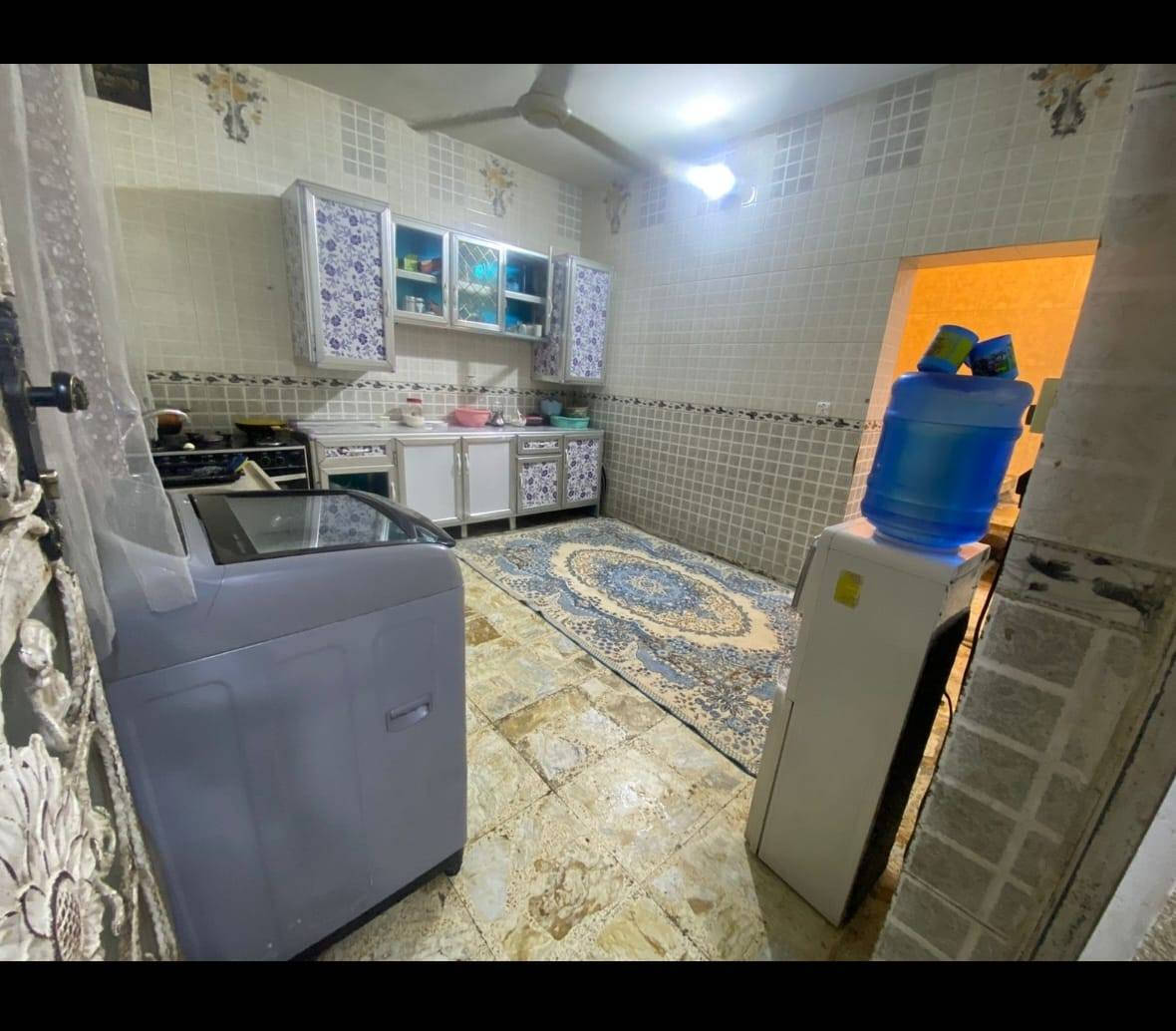 بيت زراعي سند ٢٥ زراعي حجي جعفر 
المساحة/ ١٠٠ متر مربع طابقين (٨متر×١٢ونص متر) 
الطابق الاول طرمة + غرفة نوم+ ترك + صاله + مطبخ  وصحيات 
الطابق الثاني غرفتين نوم + غرفه مخزن صغيره وصالة وصحيات  وسطح الخدمات كاملة
العنوان / الزعفرانية.  الاربع شوارع قرب افران الحلفي
السعر/ ١٤٨ مليون قابل للتفاوض
للاستفسار: ***********
