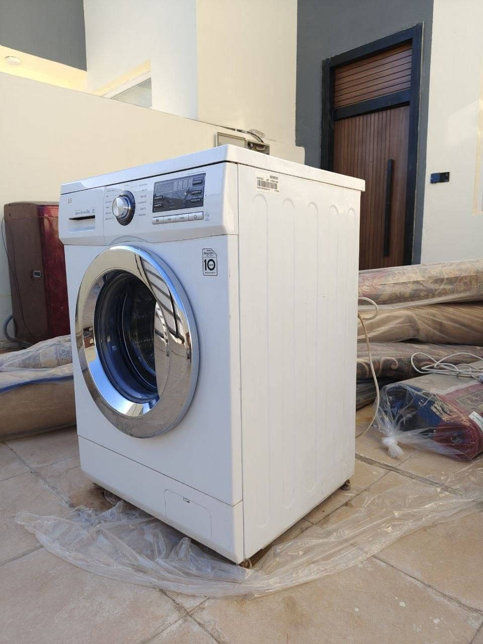 غسالة LG الأصلية سعة 8KG مستعملة فوول اوتوماتيك السعر 160 وبيها مجال بسيط.
للتواصل واتساب ***********
