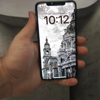 11برو ماكس ذهبي 64g ب76 شحنه يوم كامل جهاز استخدام شخصي مرتب ماشايف مص...