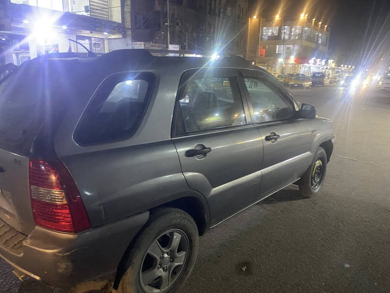 كيا سبورتج موديل 2006 وارد امريكي حادثهه تحت البك لايت الخلفي فقط مصبوغه عام اثر جراد كامره شاشه كار بلي محرك وكير مكفولات بيه محرك جديد شاده قبل اقل الشهر صدر خير من الله رقم بغداد باسمي مشروع وطني تحويل ثاني يوم السعر 92 ورقه وبيه مجال ***********
