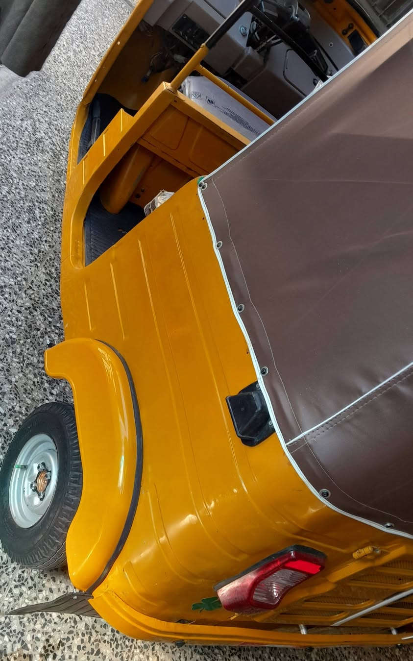 اسلام عليكم تكتك رقم وسنوية مديل ٢٠ البيع الاستفسار ***********
