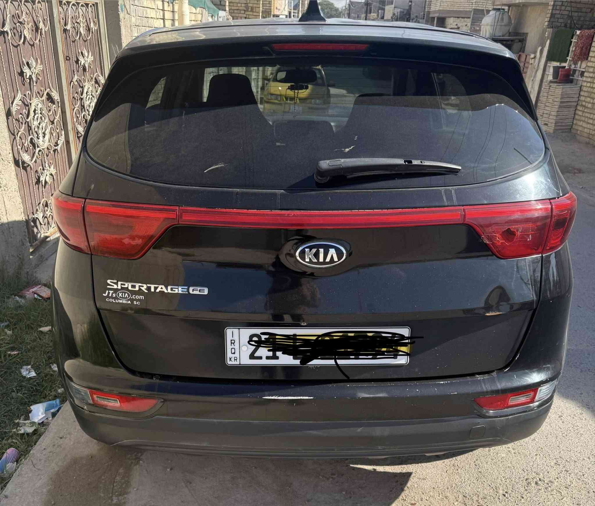 السلام عليكم
كيا سبورتج موديل 2018 وارد امريكي 
حادث بنيد وجملغ صطحي فقط  
  لون اسود السياره ماشيه 128  
مكينه كير ما مفتوحات 
مكينه 4سلندر 2.4 نضام ايكو وسبورت
رقم سليمانيه النكليزي
مكان السياره بغداد الزعفرانيه السعر(١٣٥) $
لستفسار اتصال على الرقم***********
الرقم الثاني كورك واتساب فقط ***********
