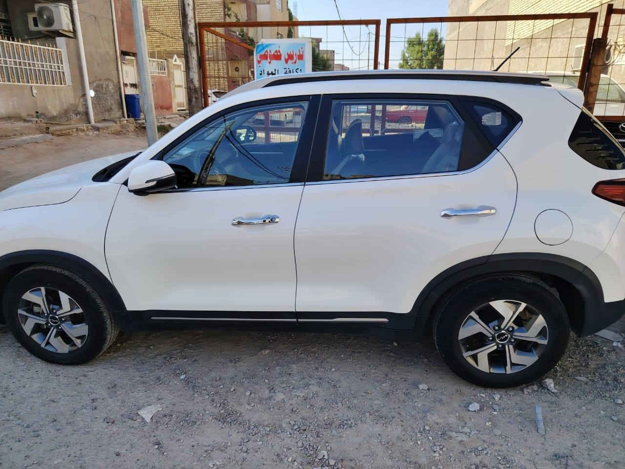 سلام عليكم للبيع 140 $ كيا سونت تجميع هندي 22 محدث 23 ضمان 5 سنوات شركة الدولية مكفولة ما عدا باب سائق تبديل
 شركة استفسار واتساب
***********
