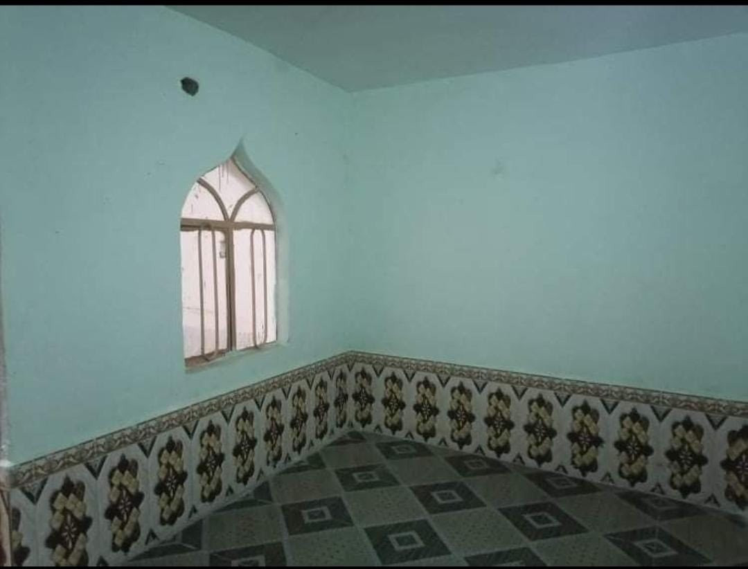 بيت للبيع مساحه 83متر الشرقيه منطقه السيف فرع مدرسه الكرامه للاستفسار مراسلتنه او الاتصال 
واتساب فقط
***********

السعر في الخاص
