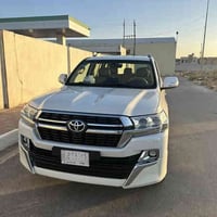 ٨ سلندر • ٢٠١٦ • ابيض لؤلؤي