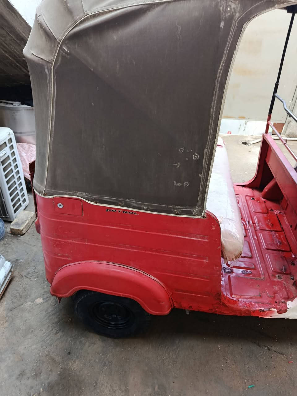 تكاك مديل ٢٠١٨ اوراق السعر مليون ونص عاطله ابيع كوم حديد
